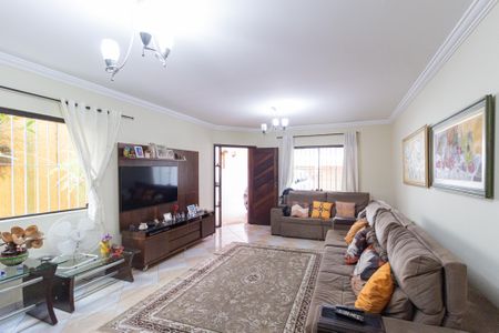 Casa à venda com 208m², 4 quartos e 4 vagas Casa à venda com 208m², 4 quartos e 4 vagasSala