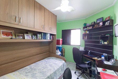 Casa à venda com 208m², 4 quartos e 4 vagas Casa à venda com 208m², 4 quartos e 4 vagasQuarto