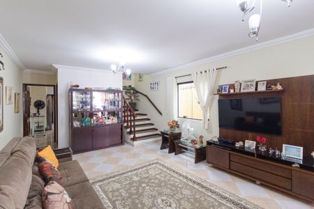 Casa à venda com 208m², 4 quartos e 4 vagas Casa à venda com 208m², 4 quartos e 4 vagasSala