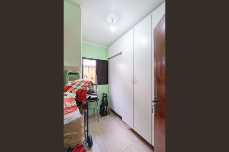 Casa à venda com 208m², 4 quartos e 4 vagas Casa à venda com 208m², 4 quartos e 4 vagasQuarto de serviço