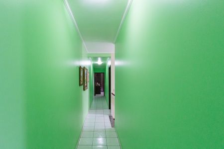 Casa à venda com 208m², 4 quartos e 4 vagas Casa à venda com 208m², 4 quartos e 4 vagasCorredor