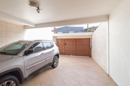 Casa à venda com 208m², 4 quartos e 4 vagas Casa à venda com 208m², 4 quartos e 4 vagasGaragem