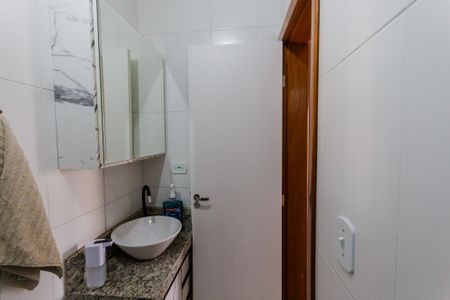 Apartamento à venda com 87m², 3 quartos e 2 vagas Apartamento à venda com 87m², 3 quartos e 2 vagasBanheiro da Suíte