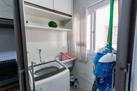 Apartamento à venda com 87m², 3 quartos e 2 vagas Apartamento à venda com 87m², 3 quartos e 2 vagasÁrea de Serviço