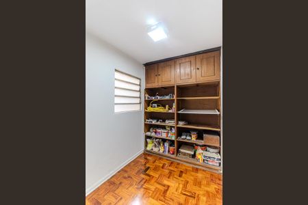 Apartamento à venda com 141m², 3 quartos e 1 vaga Apartamento à venda com 141m², 3 quartos e 1 vagaQuarto de Serviço