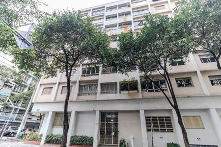 Apartamento à venda com 141m², 3 quartos e 1 vaga Apartamento à venda com 141m², 3 quartos e 1 vagaFachada