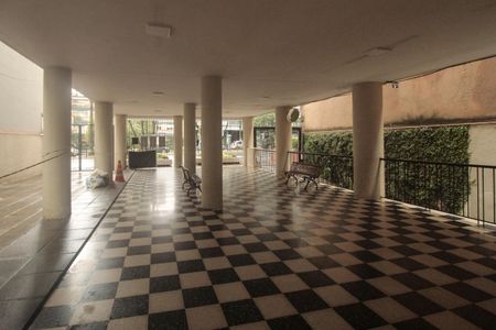 Apartamento para alugar com 104m², 4 quartos e 1 vaga Apartamento para alugar com 104m², 4 quartos e 1 vagaHall de entrada