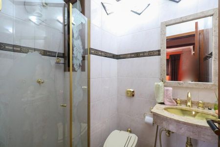 Apartamento para alugar com 127m², 3 quartos e 1 vaga Apartamento para alugar com 127m², 3 quartos e 1 vagaBanheiro Social