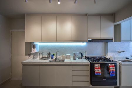 Apartamento à venda com 102m², 2 quartos e 2 vagasCozinha