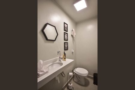 Apartamento à venda com 102m², 2 quartos e 2 vagasLavabo