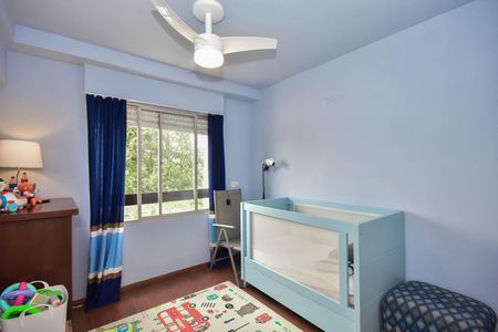 Apartamento à venda com 102m², 2 quartos e 2 vagasQuarto