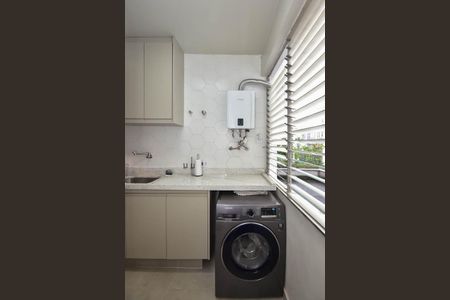 Apartamento à venda com 102m², 2 quartos e 2 vagasÁrea de Serviço