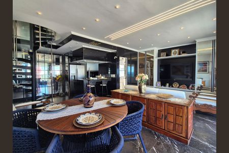 Apartamento à venda com 169m², 2 quartos e 1 vagaSala