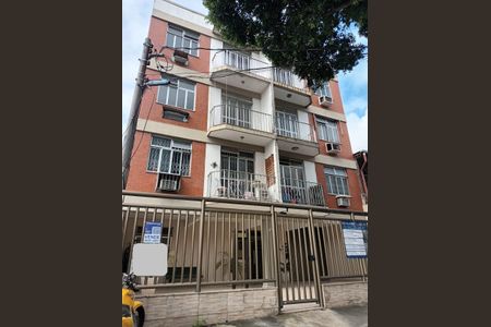 Apartamento à venda com 62m², 2 quartos e 1 vagaFachada + Placa 