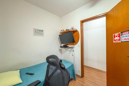 Casa à venda com 160m², 3 quartos e 2 vagas Casa à venda com 160m², 3 quartos e 2 vagasQuarto 2