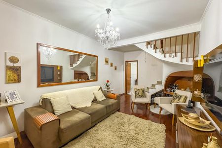 Casa à venda com 160m², 3 quartos e 2 vagas Casa à venda com 160m², 3 quartos e 2 vagasSala