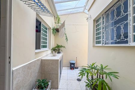 Casa à venda com 160m², 3 quartos e 2 vagas Casa à venda com 160m², 3 quartos e 2 vagasArea comum
