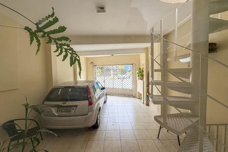 Casa à venda com 160m², 3 quartos e 2 vagas Casa à venda com 160m², 3 quartos e 2 vagasGaragem