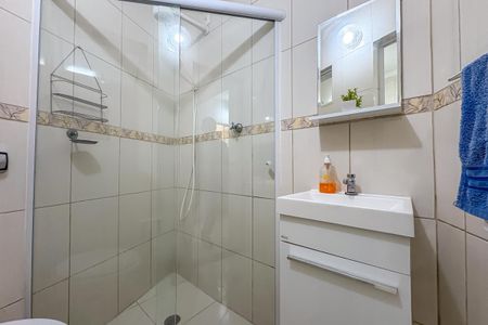 Casa à venda com 160m², 3 quartos e 2 vagas Casa à venda com 160m², 3 quartos e 2 vagasBanheiro de Serviço