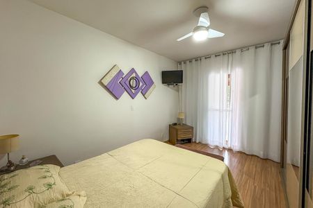 Casa à venda com 160m², 3 quartos e 2 vagas Casa à venda com 160m², 3 quartos e 2 vagasQuarto 1