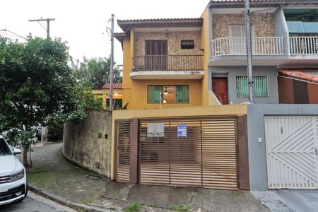 Casa para alugar com 179m², 4 quartos e 7 vagasFachada e placa