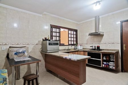 Casa para alugar com 179m², 4 quartos e 7 vagasCozinha