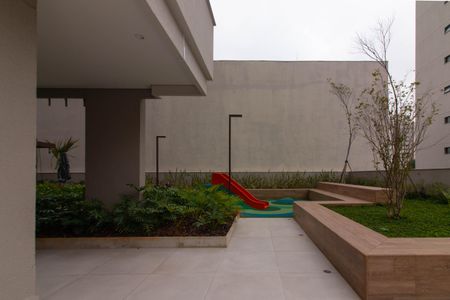 Studio à venda com 26m², 1 quarto e sem vaga Studio à venda com 26m², 1 quarto e sem vagaÁrea comum - Playground