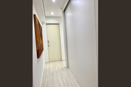 Apartamento à venda com 105m², 3 quartos e 1 vagaCorredor