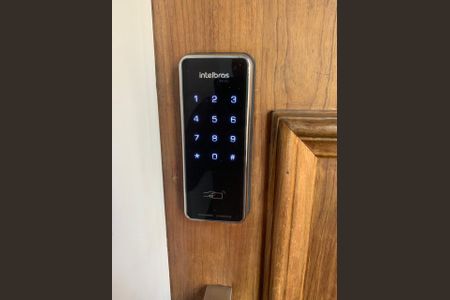 Apartamento à venda com 105m², 3 quartos e 1 vagaFechadura