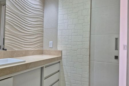 Apartamento à venda com 105m², 2 quartos e 1 vagaBanheiro da Suíte 1