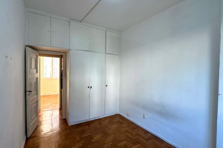 Apartamento à venda com 85m², 3 quartos e sem vagaQuarto 02