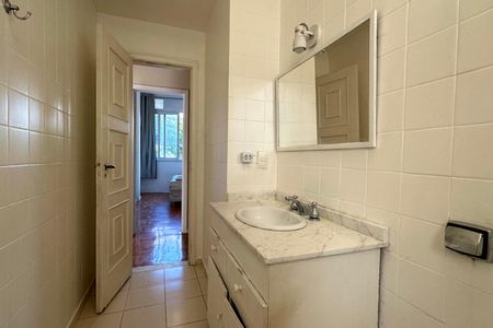 Apartamento à venda com 85m², 3 quartos e sem vagaBanheiro Social