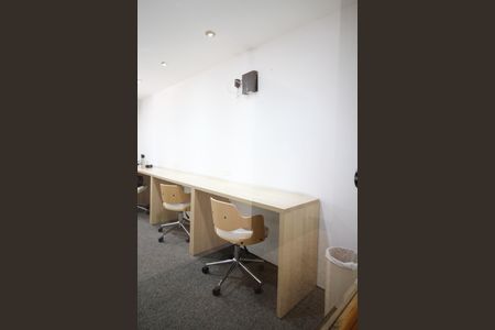 Apartamento à venda com 45m², 1 quarto e 1 vaga Apartamento à venda com 45m², 1 quarto e 1 vagaÁrea comum - Sala de Reunião