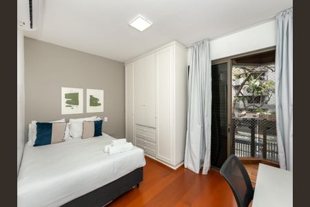 Apartamento à venda com 163m², 4 quartos e 2 vagas