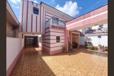 Casa à venda com 280m², 3 quartos e 6 vagasFoto 01