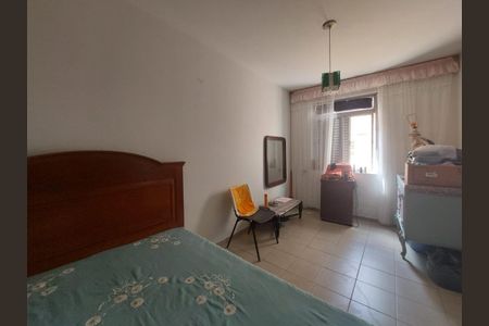 Casa à venda com 280m², 3 quartos e 6 vagasFoto 01