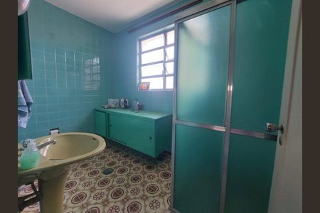 Casa à venda com 280m², 3 quartos e 6 vagasFoto 01