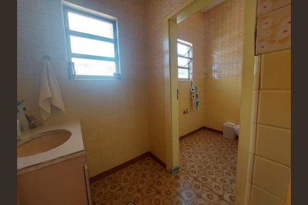 Casa à venda com 280m², 3 quartos e 6 vagasFoto 01