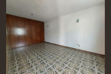 Casa à venda com 280m², 3 quartos e 6 vagasFoto 01