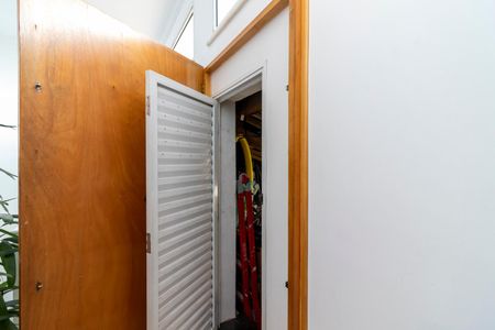 Casa à venda com 280m², 3 quartos e 4 vagasHall dos Quartos