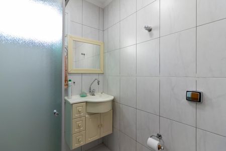 Casa à venda com 280m², 3 quartos e 4 vagasBanheiro de Serviço