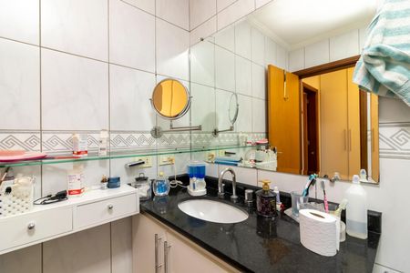 Casa à venda com 280m², 3 quartos e 4 vagasBanheiro da Suíte 3