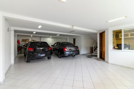 Casa à venda com 280m², 3 quartos e 4 vagasGaragem