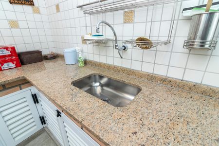 Casa à venda com 280m², 3 quartos e 4 vagasChurrasqueira