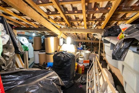 Casa à venda com 280m², 3 quartos e 4 vagasHall dos Quartos - Sotão