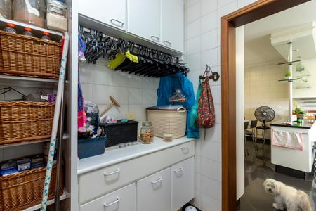 Casa à venda com 280m², 3 quartos e 4 vagasÁrea de Serviço