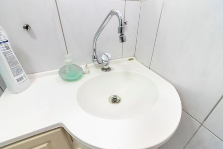 Casa à venda com 280m², 3 quartos e 4 vagasBanheiro de Serviço