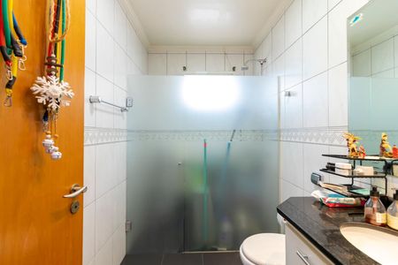 Casa à venda com 280m², 3 quartos e 4 vagasBanheiro da Suíte 2