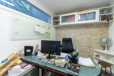 Casa à venda com 280m², 3 quartos e 4 vagasEscritório