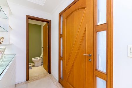 Casa à venda com 280m², 3 quartos e 4 vagasEntrada